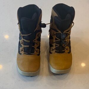 Merrell Brown and Black Winter Boots shoe strings messed up